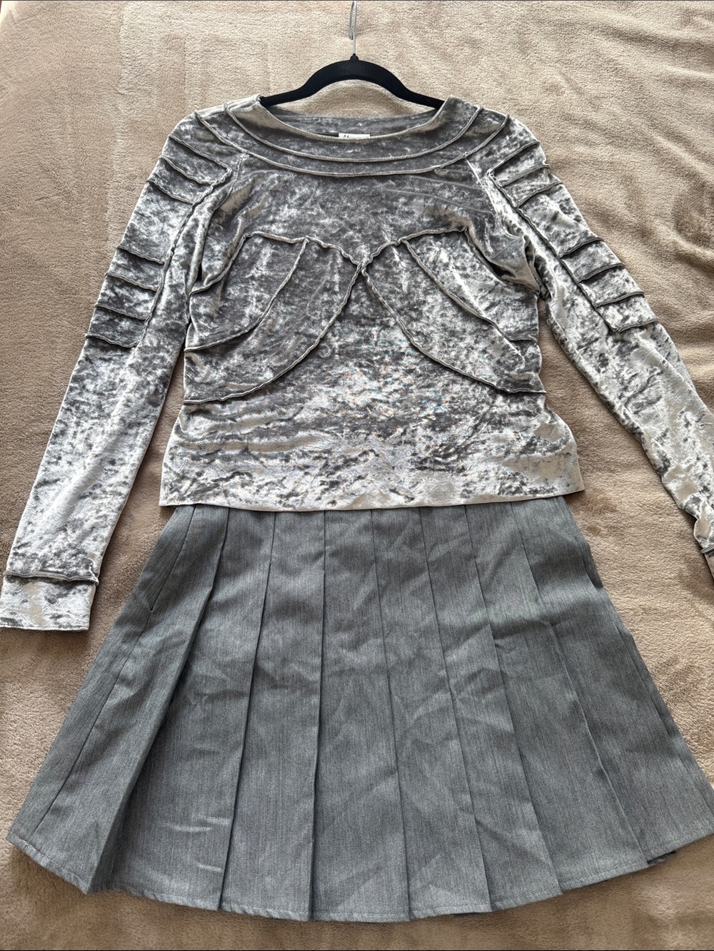 Top Moschino Cheap and Chic Silver Crushed Velvet Blouse - Authentic Vintage